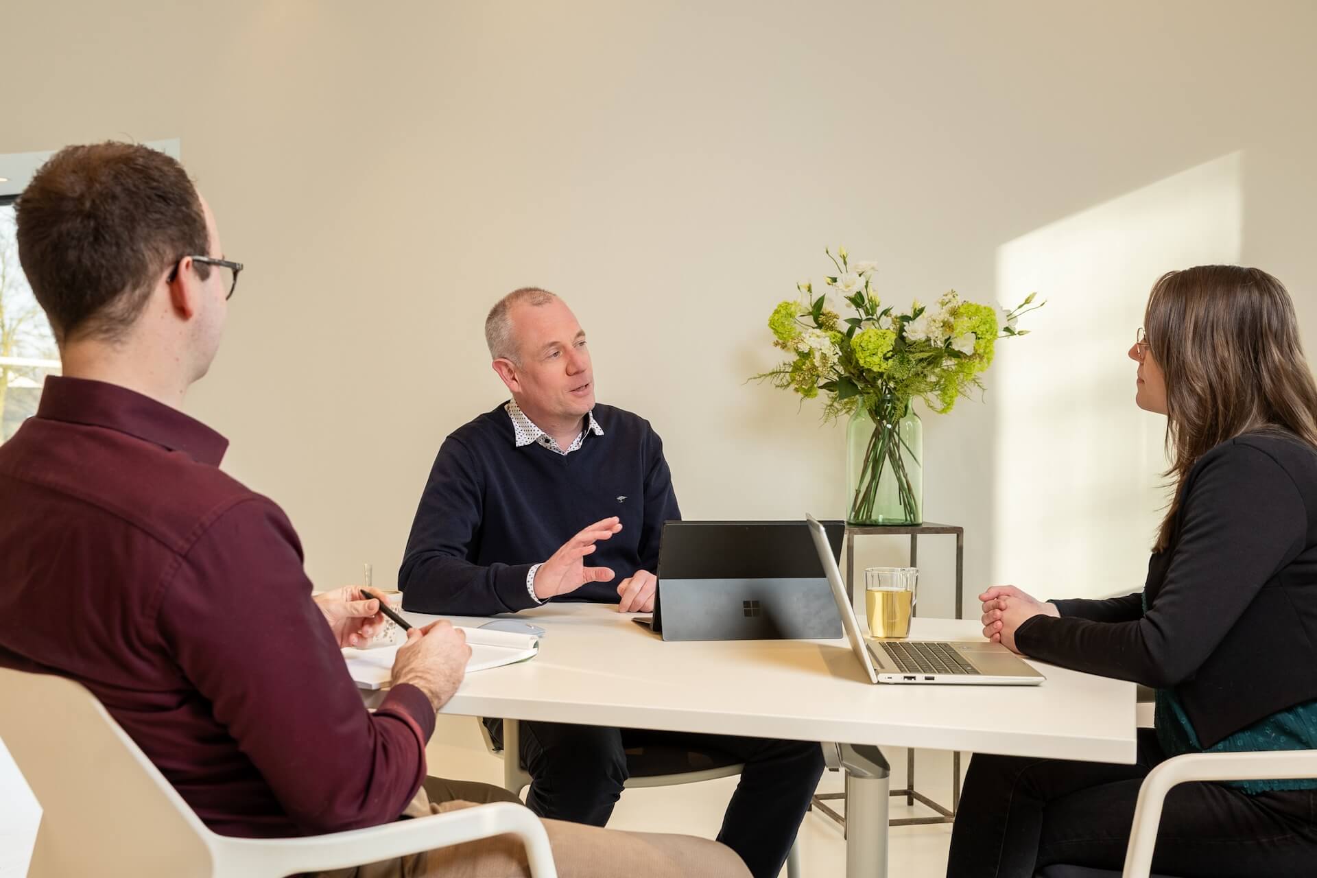 Zakelijke meeting Full Account